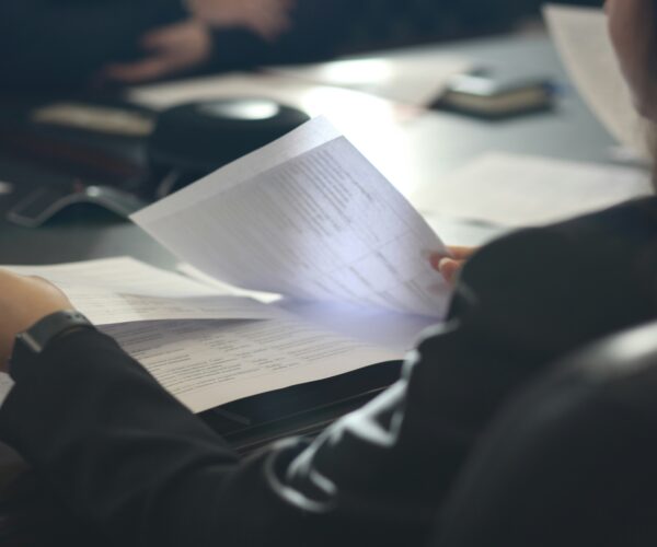 What’s the Difference Between a Sales Agreement and a Purchase Agreement in a Business?