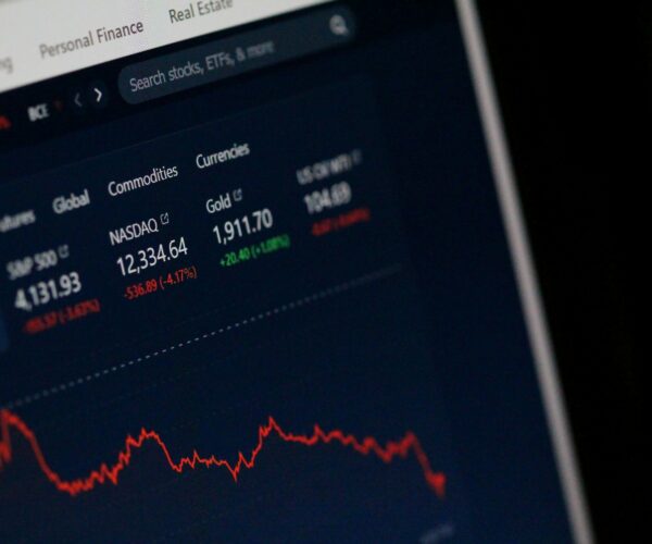 Asset Purchase vs. Stock Purchase in Florida: Key Legal Differences